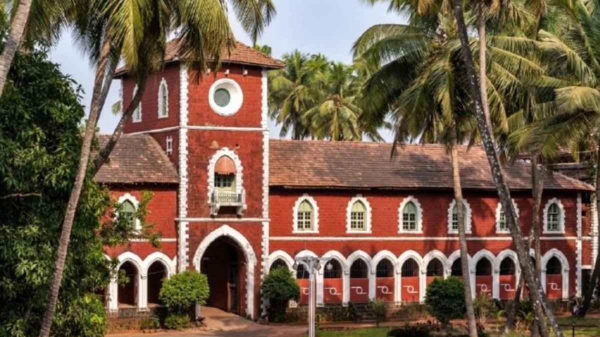 Sawantwadi Palace